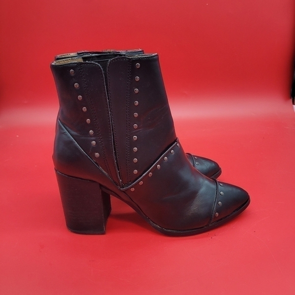 Report Jewel Vegan Leather Studded Ankle Boots Women's 9 Black - Picture 7 of 16